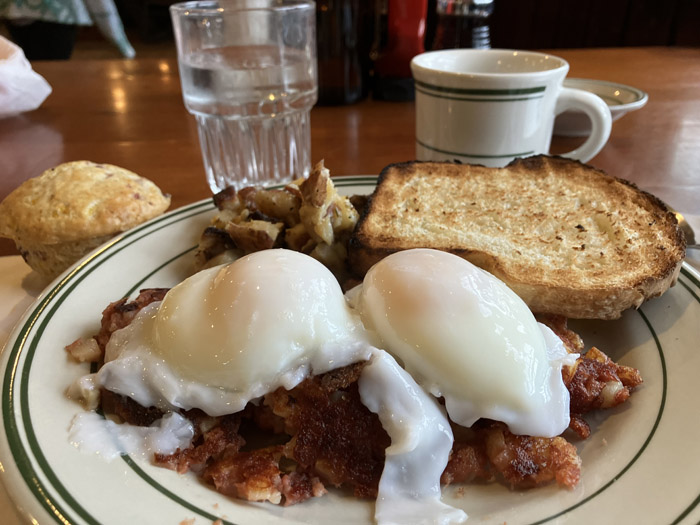 connection-of-family-and-farming-inn-breakfast
